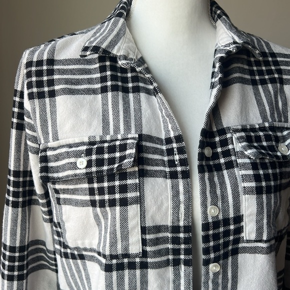 Forever 21 Flannel Shirt - Picture 5 of 13